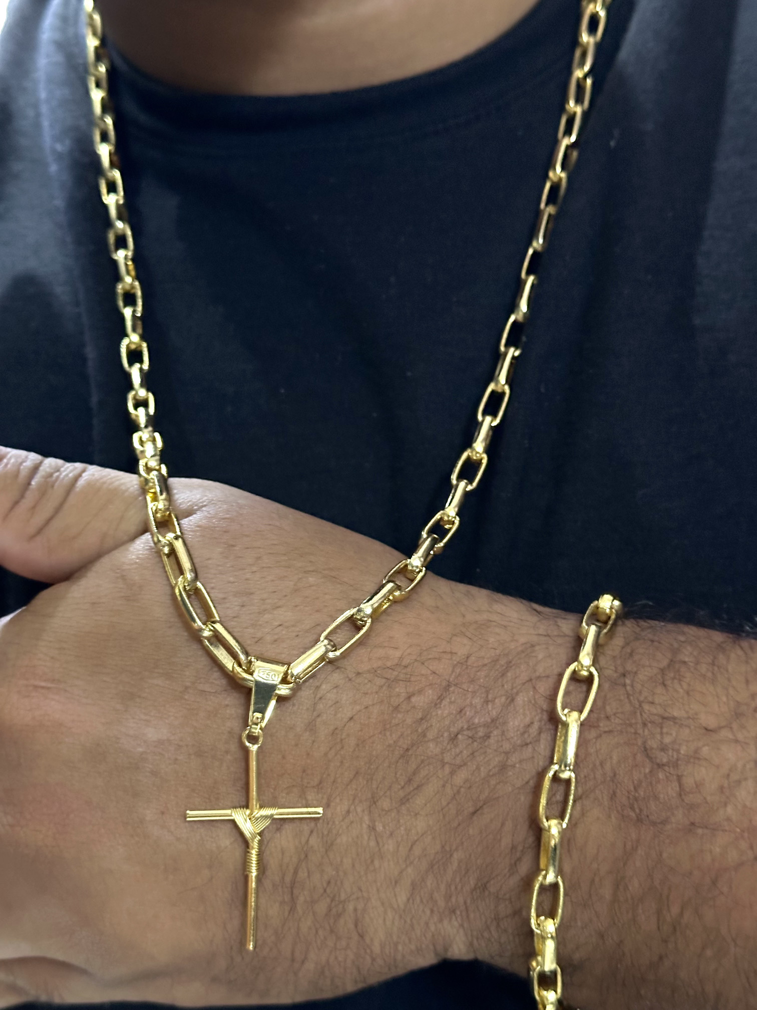 Kit Corrente + Pulseira Meia Cana 6mm com Pingente de Cruz Banhado a Ouro 18K - Imagem 4