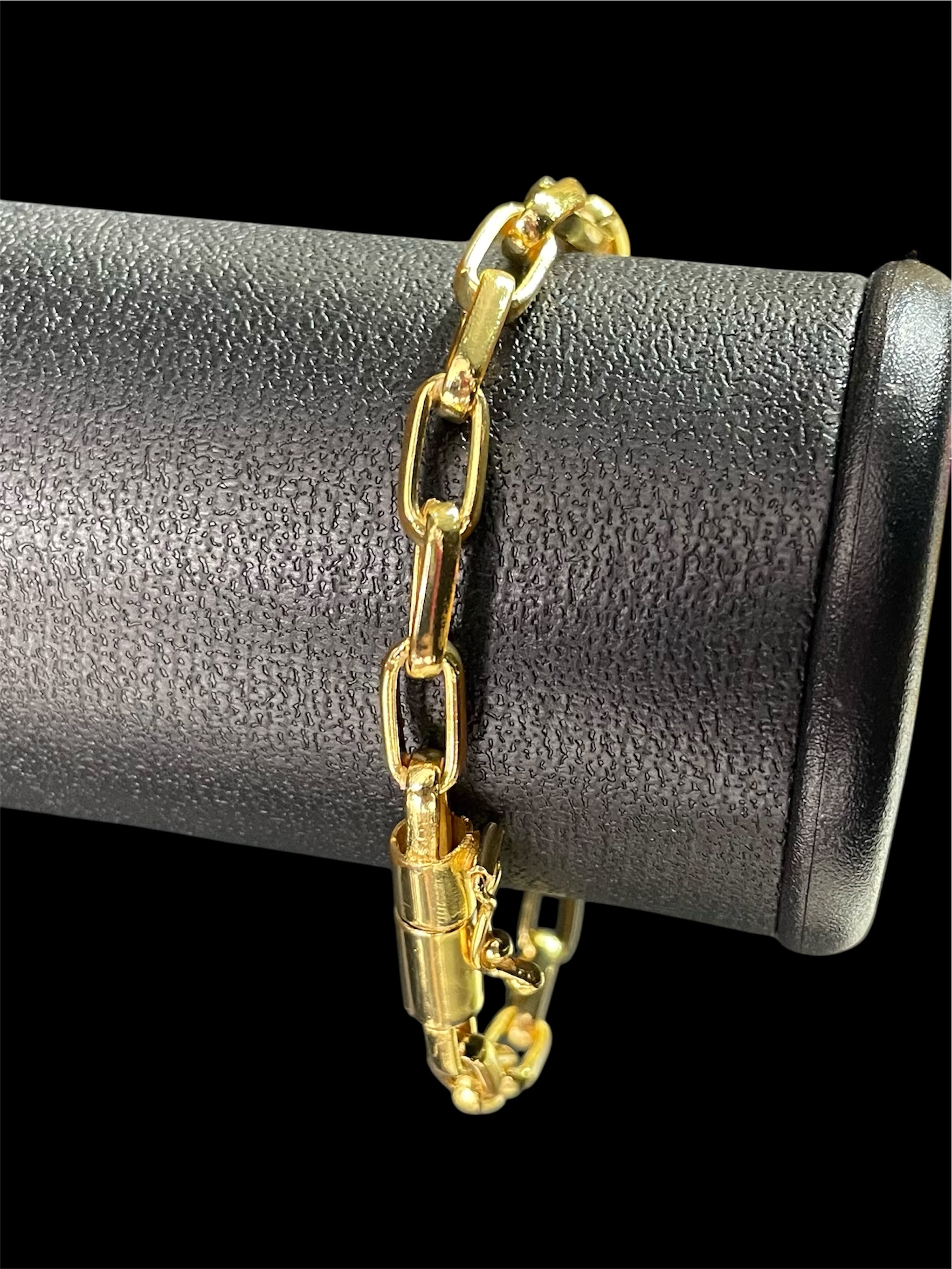 PULSEIRA CARTIER 4MM BANHADA A OURO 18K COM VERNIZ ANTI ALÉRGICO